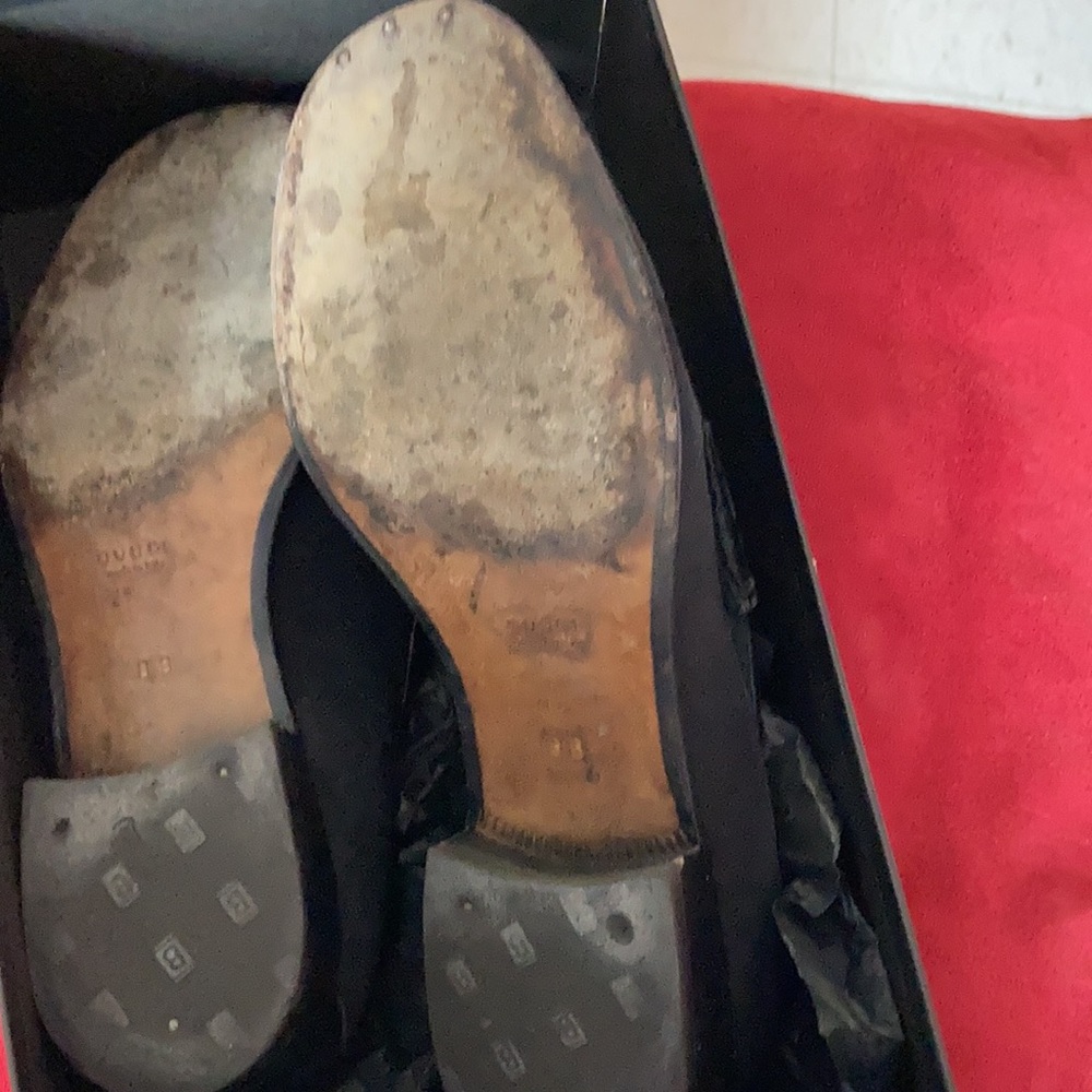 Authentic Gucci Loafer - Picture 8 of 10
